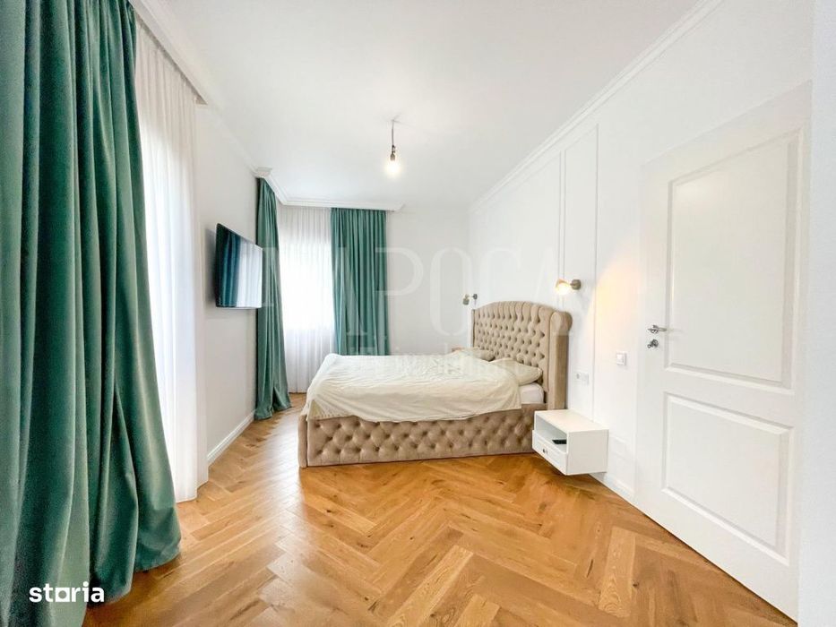 Casa 4 camere de vanzare in Floresti