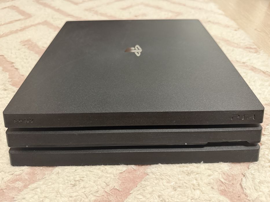 PlayStation 4 pro БЕЗ ГАРАНЦИЯ