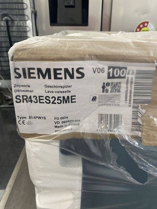 Съдомиялна за частично вграждане SIEMENS iQ300 SR43ES25ME, 10 комплекта 45 см.
