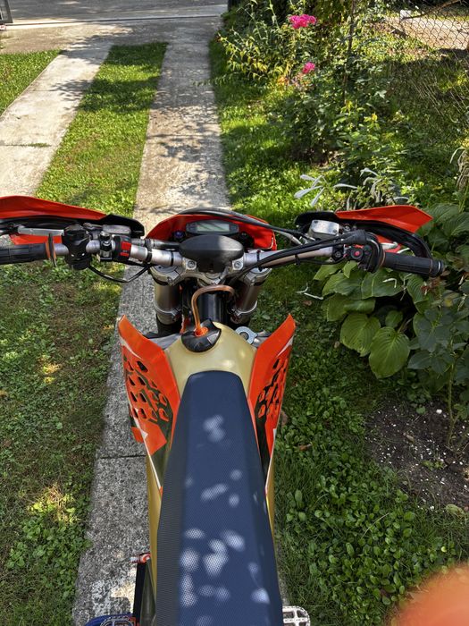 KTM 250 EXC-F (Model 2011) – Înmatriculată, acte în regulă, stare foarte bună