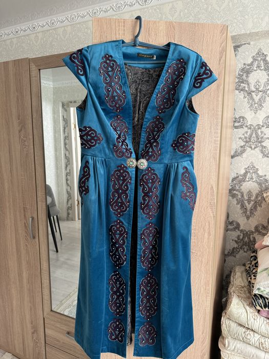 Комзол (Шапан женский)