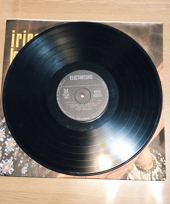 Vinil populară ( Irina Loghin )