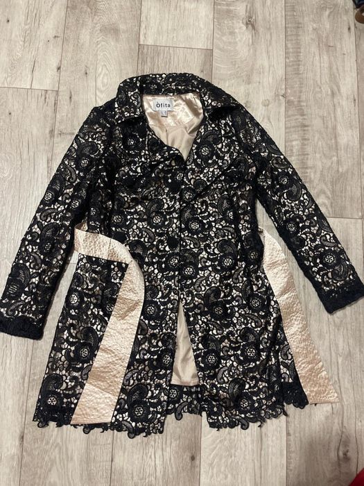 Продам красивый плащ