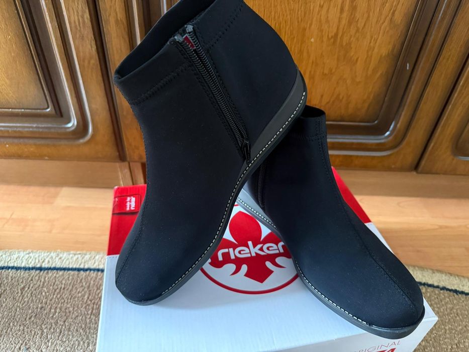 Botine rieker negre