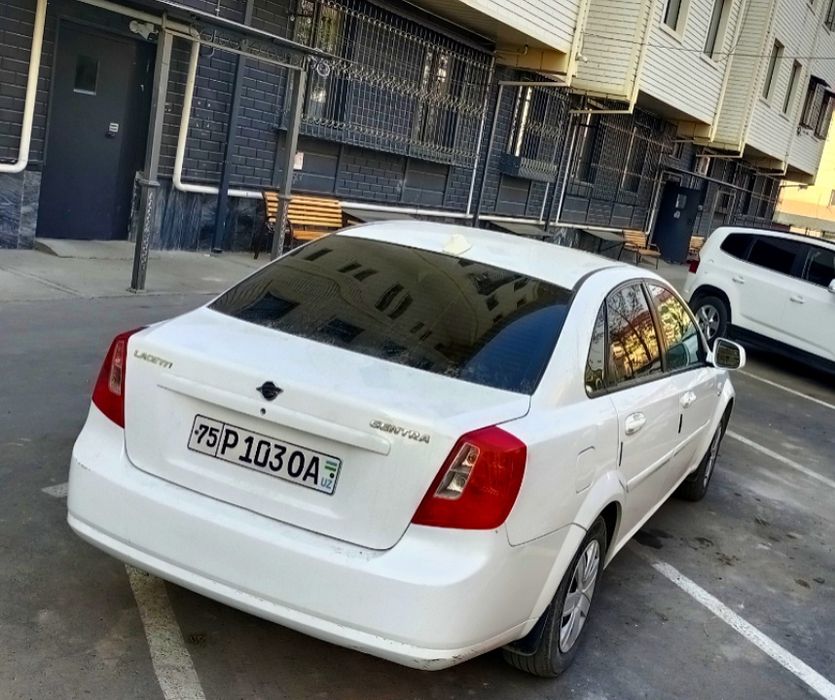 Gentra 2020й люк механик.