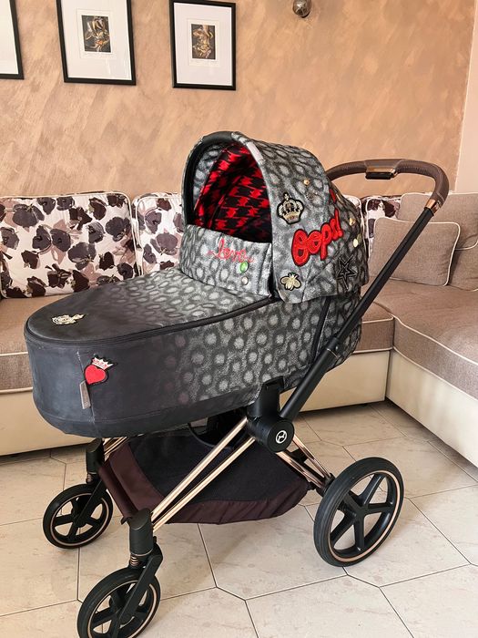 Cybex Priam Rebellious Rose Gold – пълен комплект