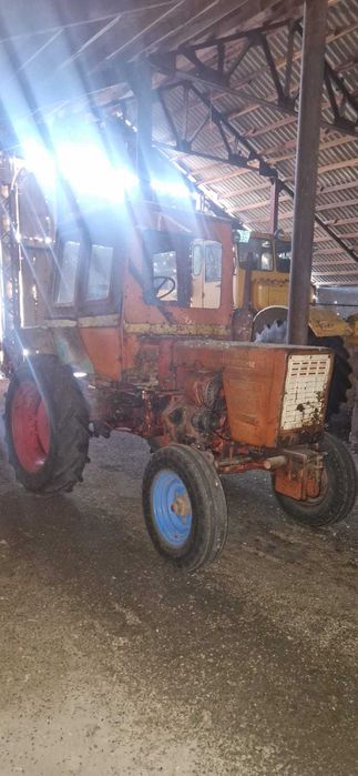Продам Трактор-25