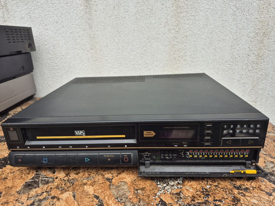 Vând video marca ITT Schaub Lorenz made in Germany