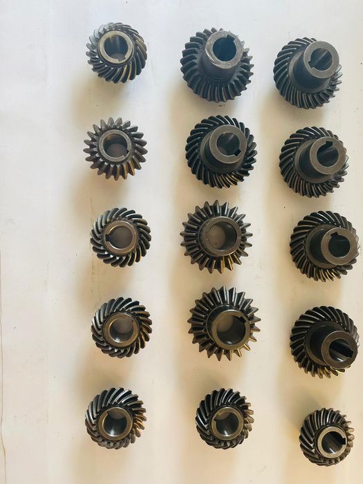 Pinioane elicoidale pentru cositoare deutz fahr km22 km24 pottingher