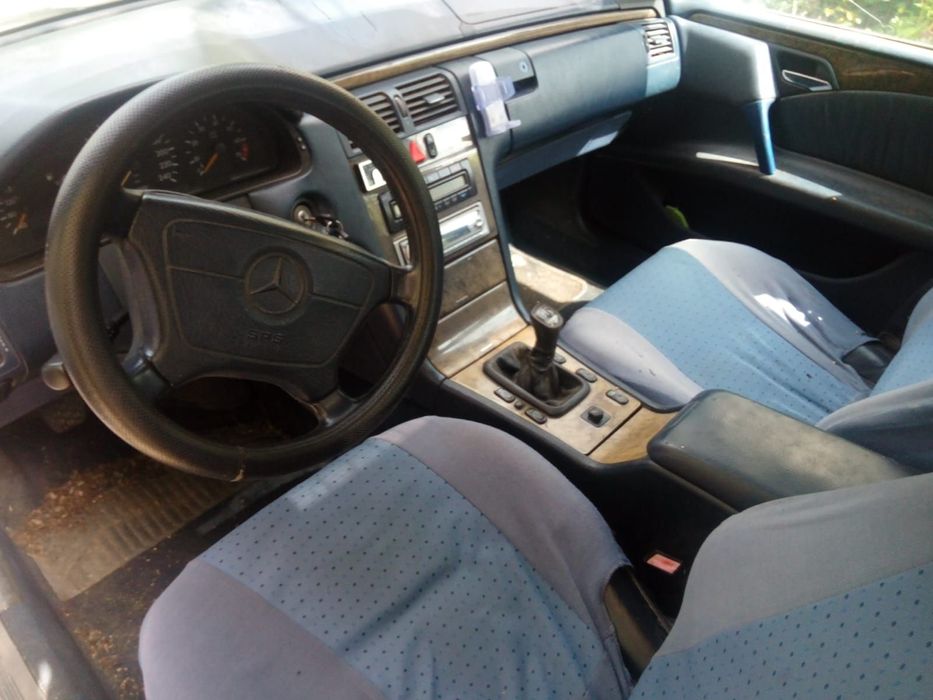 Dezmembrari  Mercedes-Benz E-CLASS (W210)  1995  > 2003 E 200 (210.03