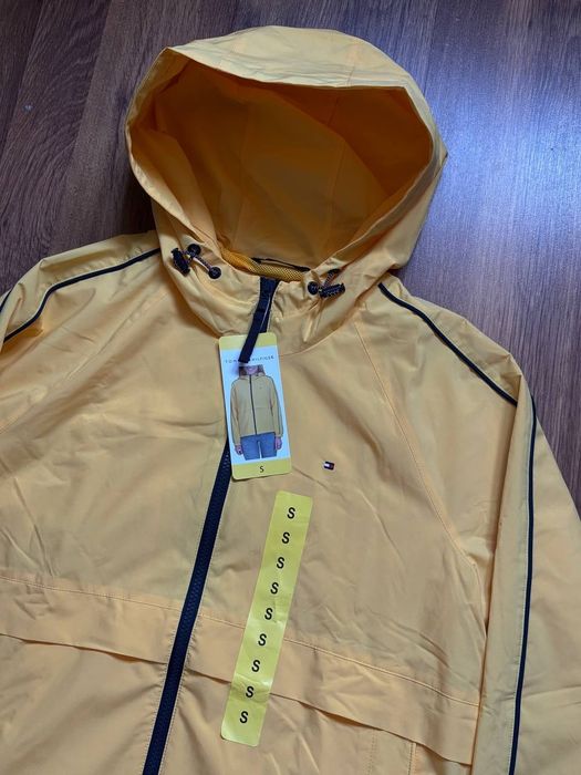 Tommy Hilfiger Ветровка