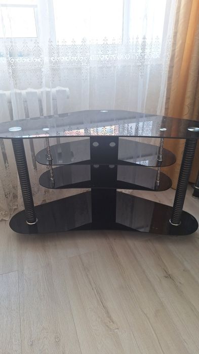 Журнальный столик.