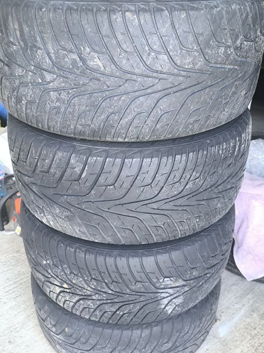 Гуми с джанти 285 50 18 амг