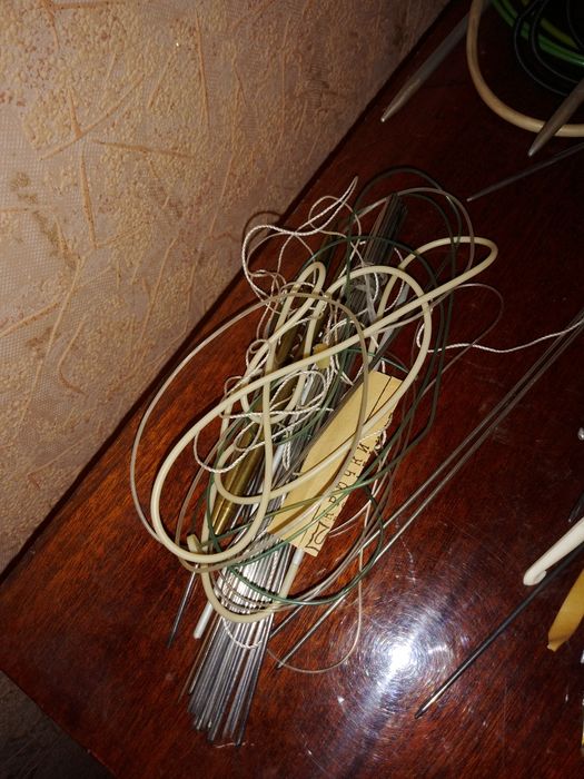 Спицы простые и круговые, журналы по вязанию  вязальные, советско