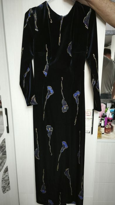 Продам платье из бархата