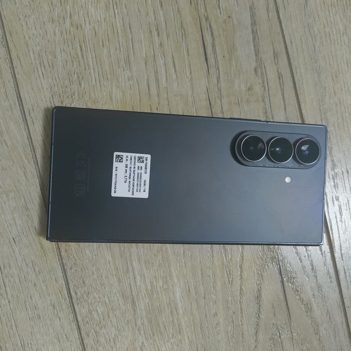 Смартфон Samsung Galaxy Z Fold7, 1 ТБ, б/у