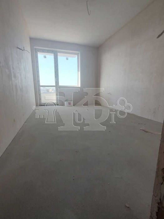 Продава се Двустаен апартамент в Добрич, Христо Ботев - 102 кв.м за 515 €/кв.м - Снимка #2