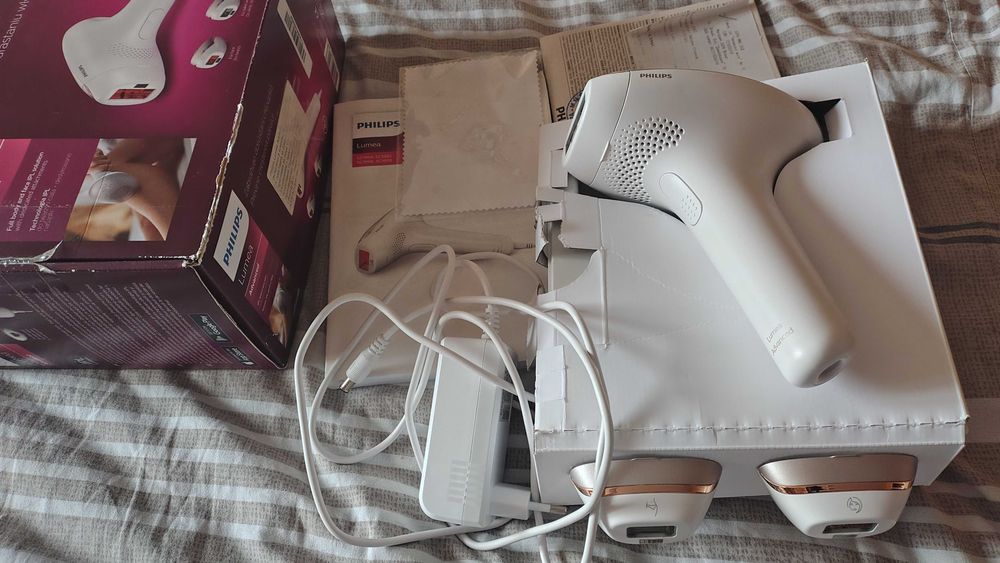 Фотоепилатор Philips SC1998/00 Lumea