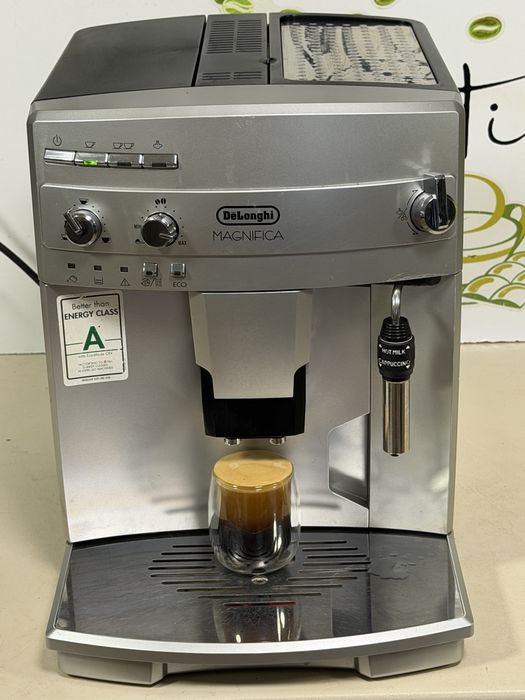 Кафемашина кафе автомат delonghi magnifica с гаранция