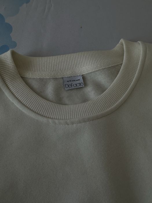 одежда          .