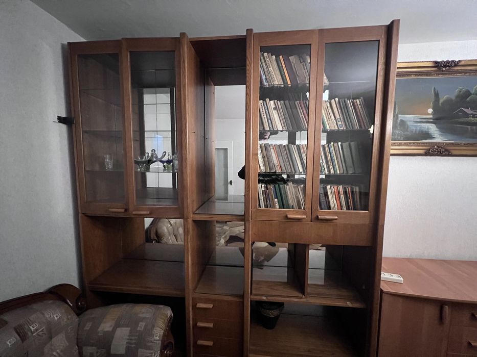 Продам гарнитур из дерева