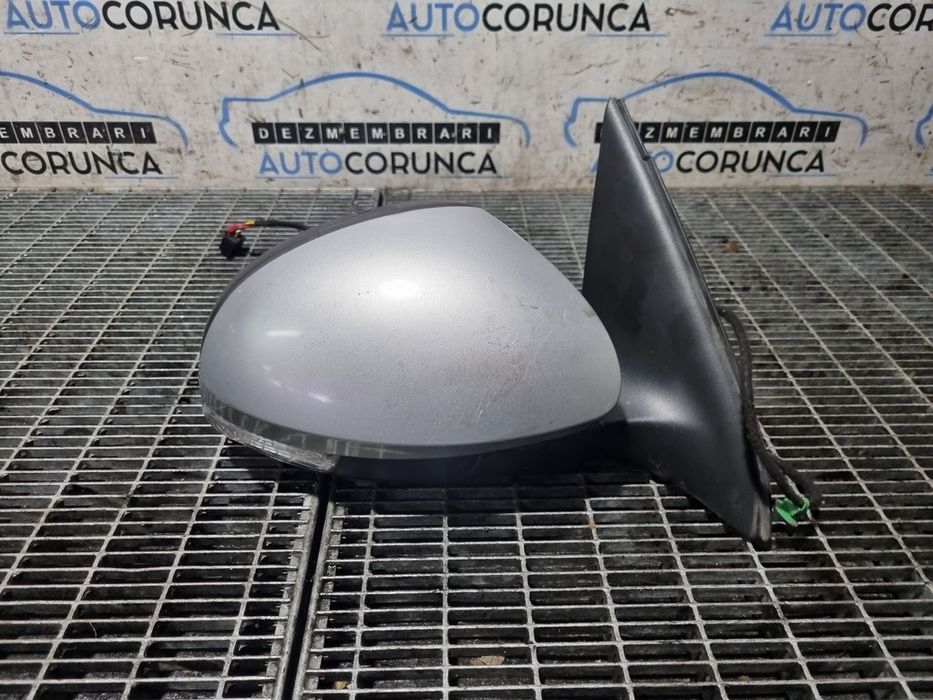 Десно огледало Volkswagen Tiguan 5N 2008 - 2011 4 вра