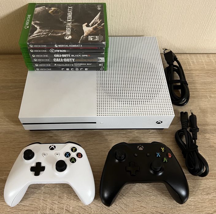 Xbox One S + игры