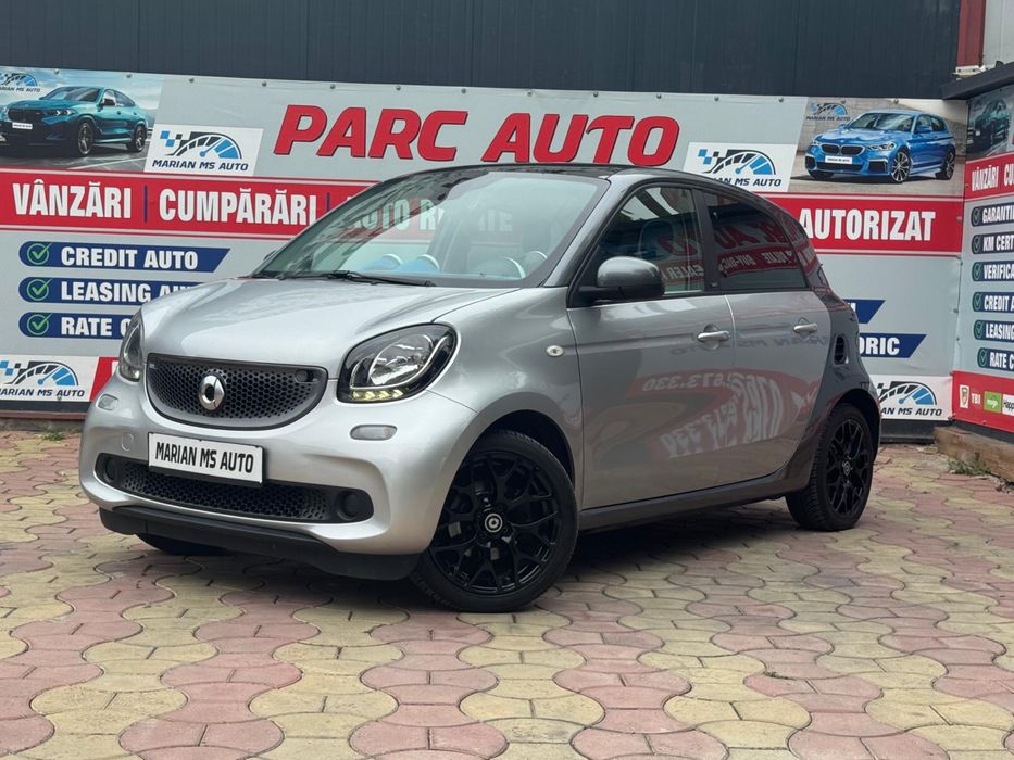 Smart four four model deosebit