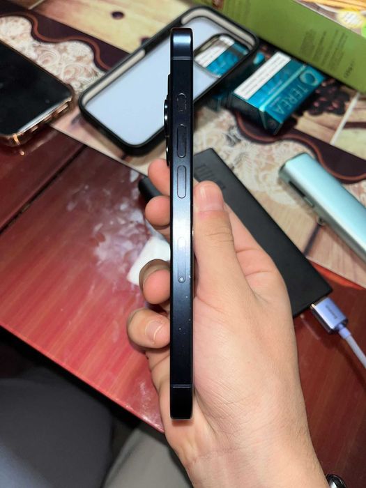 iPhone 15 pro albastru 256 gb