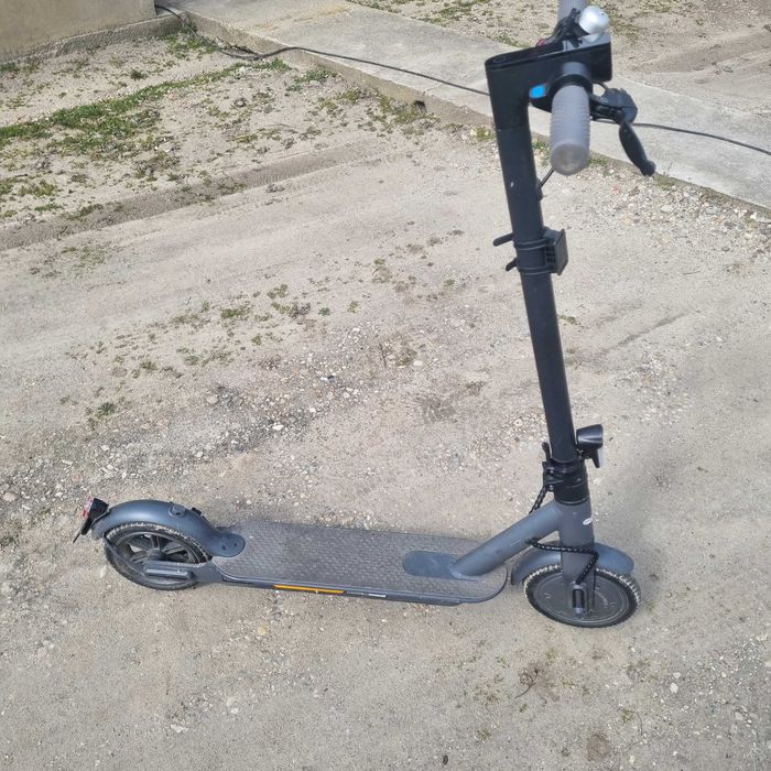 Vand trotineta electrica