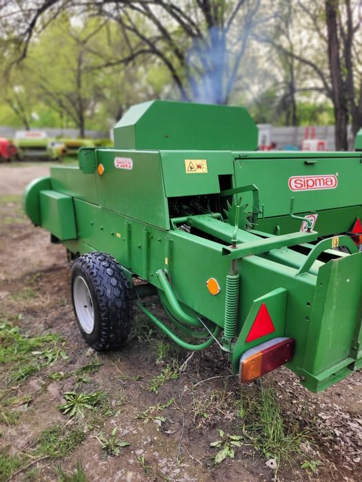 Пресс-подборщик Sipma 224/2. ПРИВОЗНОЙ.
