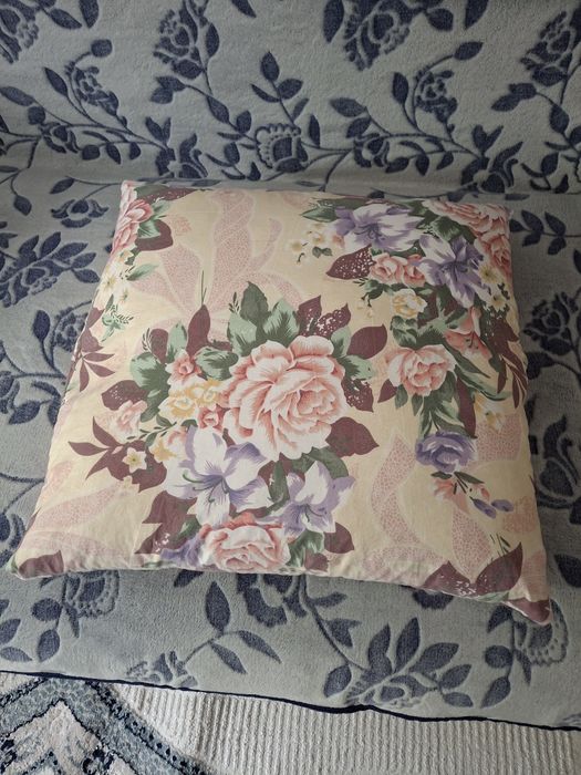 Продам постельное бельё б/у