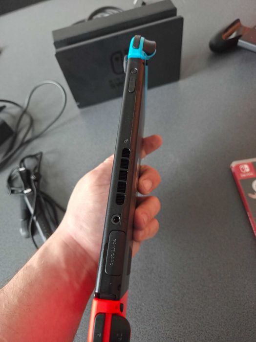 VAND CONSOLA NINTENDO SWITCH V2