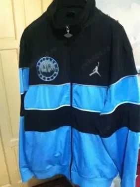 Bluza trening Baschet AIR JORDAN CHICAGO Banii merg la un baiat bolnav