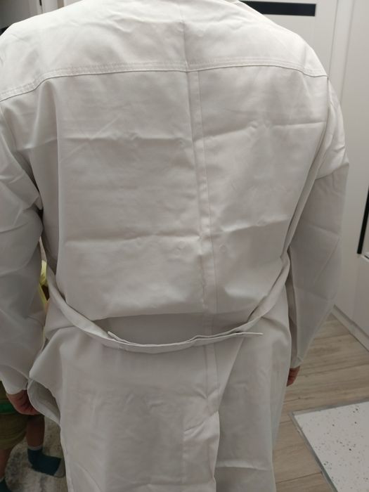 Продам Белый халат