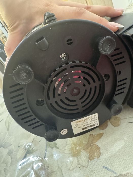 Соковыжималка redmond