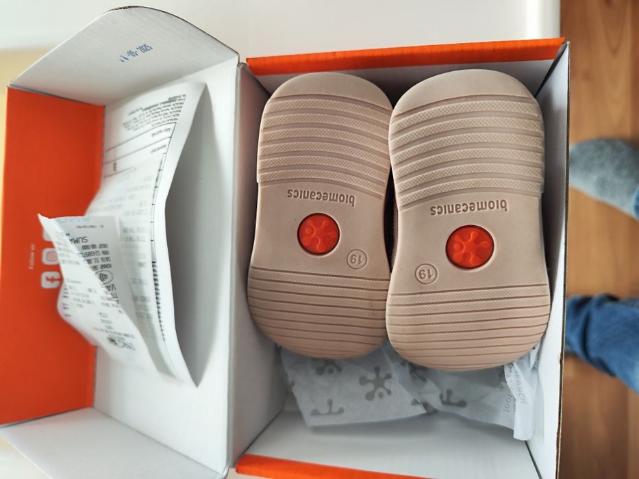 Pantofi bebeluși biomecanics