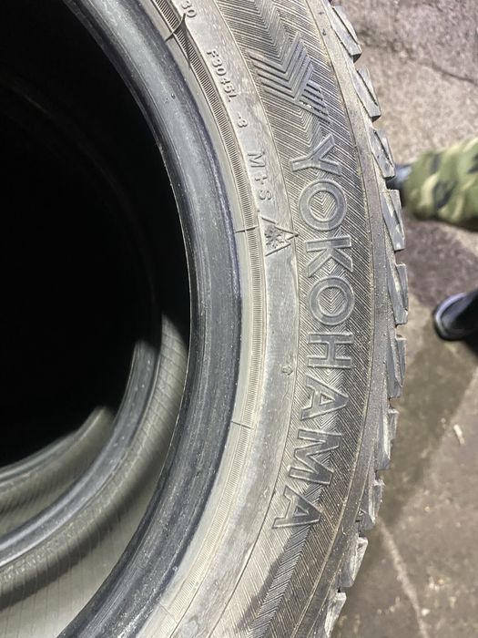 Шины зимние YOKOHAMA