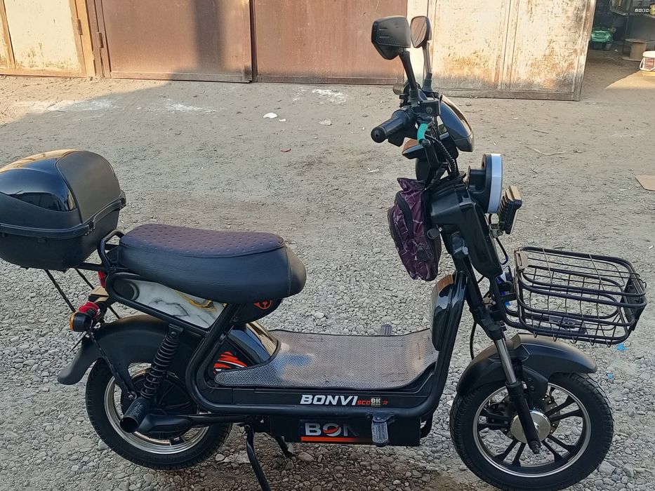 Электро скутер bonvi