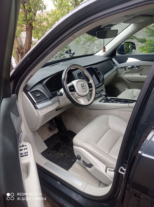Volvo XC90 D5 AWD 235 cp 2.0d 4x4
