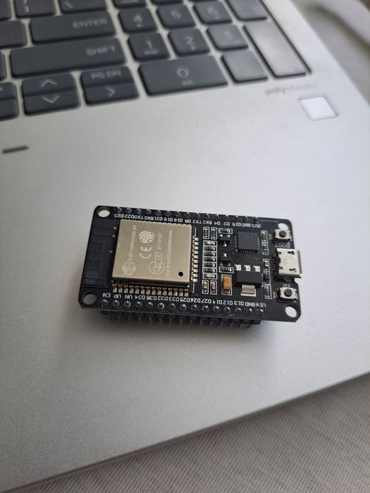 ESP32 modul development