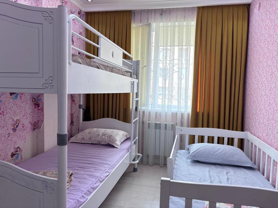 Детский 2 х ярусный кровать