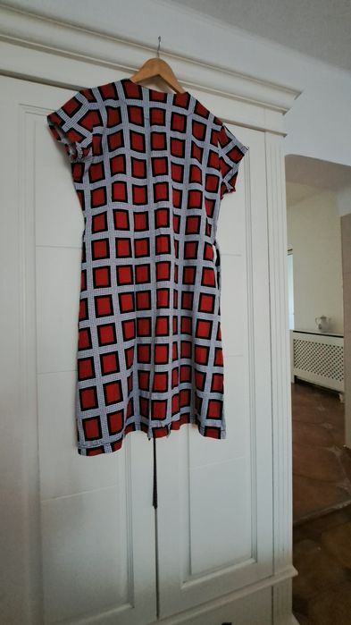 Caciula   Blana " Capot Fermoar'