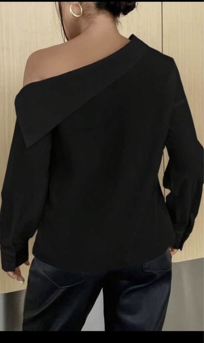 Дамска блуза с голи рамене Shein