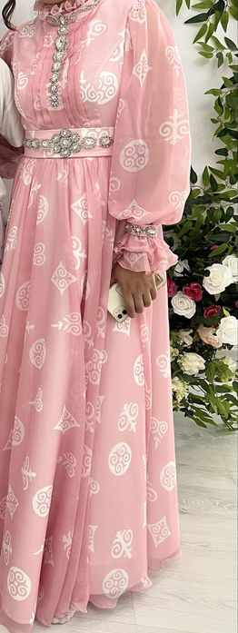 Срочно продам платье на сырға салу