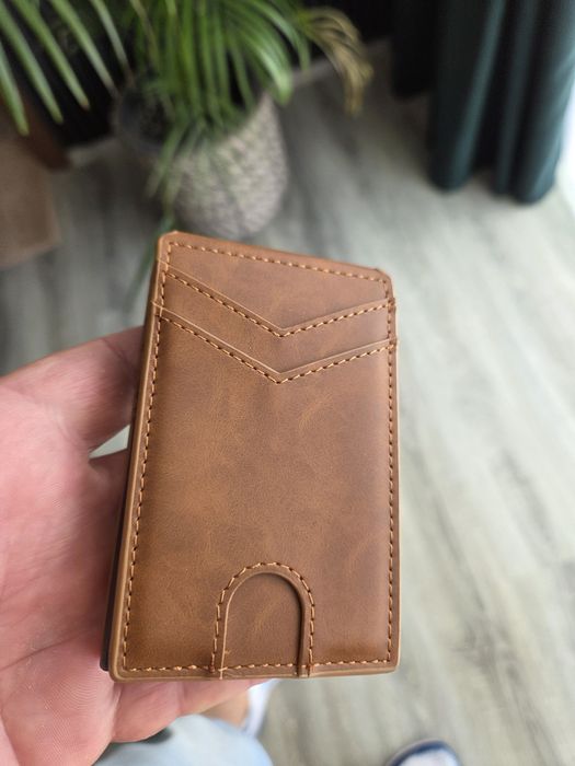 Portofel minimalist slim / suport de cardurI