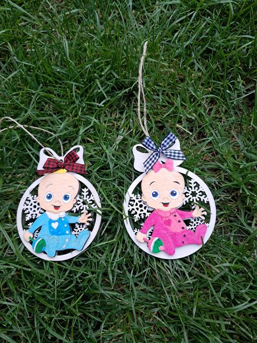 Коледни играчки за елха