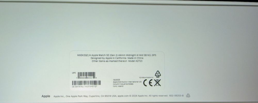 Apple Watch SE Sport Band
Apple watch SE 2nd generation 44mm