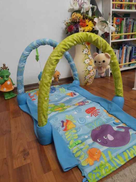 Saltea activitati bebe