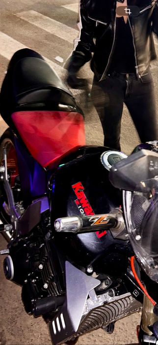 Motocicleta kawasaki z1000